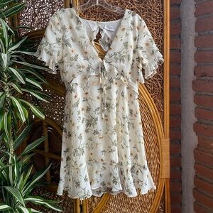 NWOT Dress Forum Elegant Floral Ruffle Dress Size M New